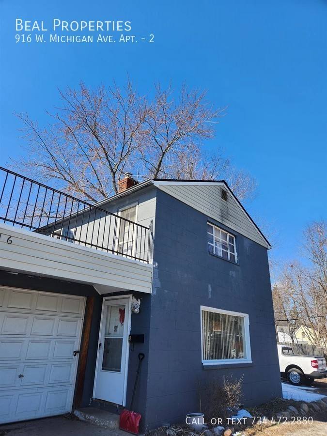 Townhouse for rent at 916 W Michigan Ave #2, Ypsilanti, MI 48197