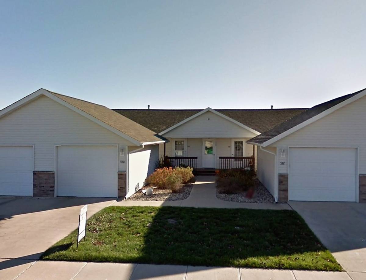 Condo for rent at 530 Iris Ave, Tiffin, IA 52340
