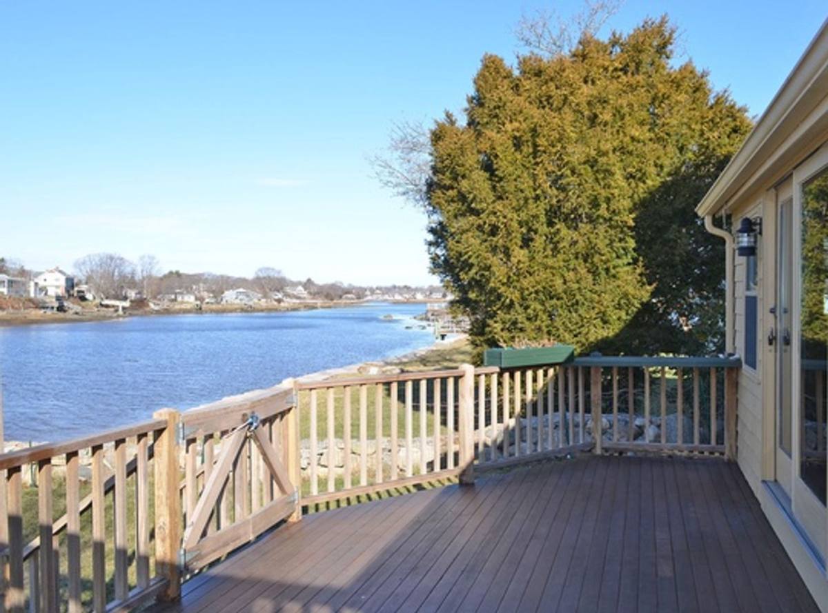 House for rent at 420 Washington St, Gloucester, MA 01930
