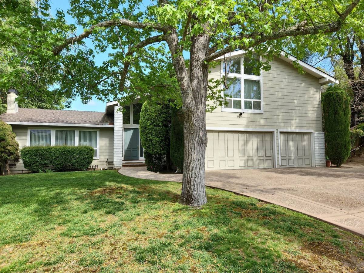 House for rent at 105 Bando Court, Alamo, CA 94507