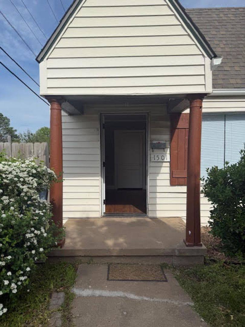 House for rent at 1501 S Jamestown Ave, Tulsa, OK 74112