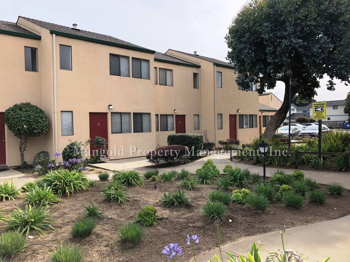 Townhouse for rent at 956 Trinity Ave, Seaside, CA 93955