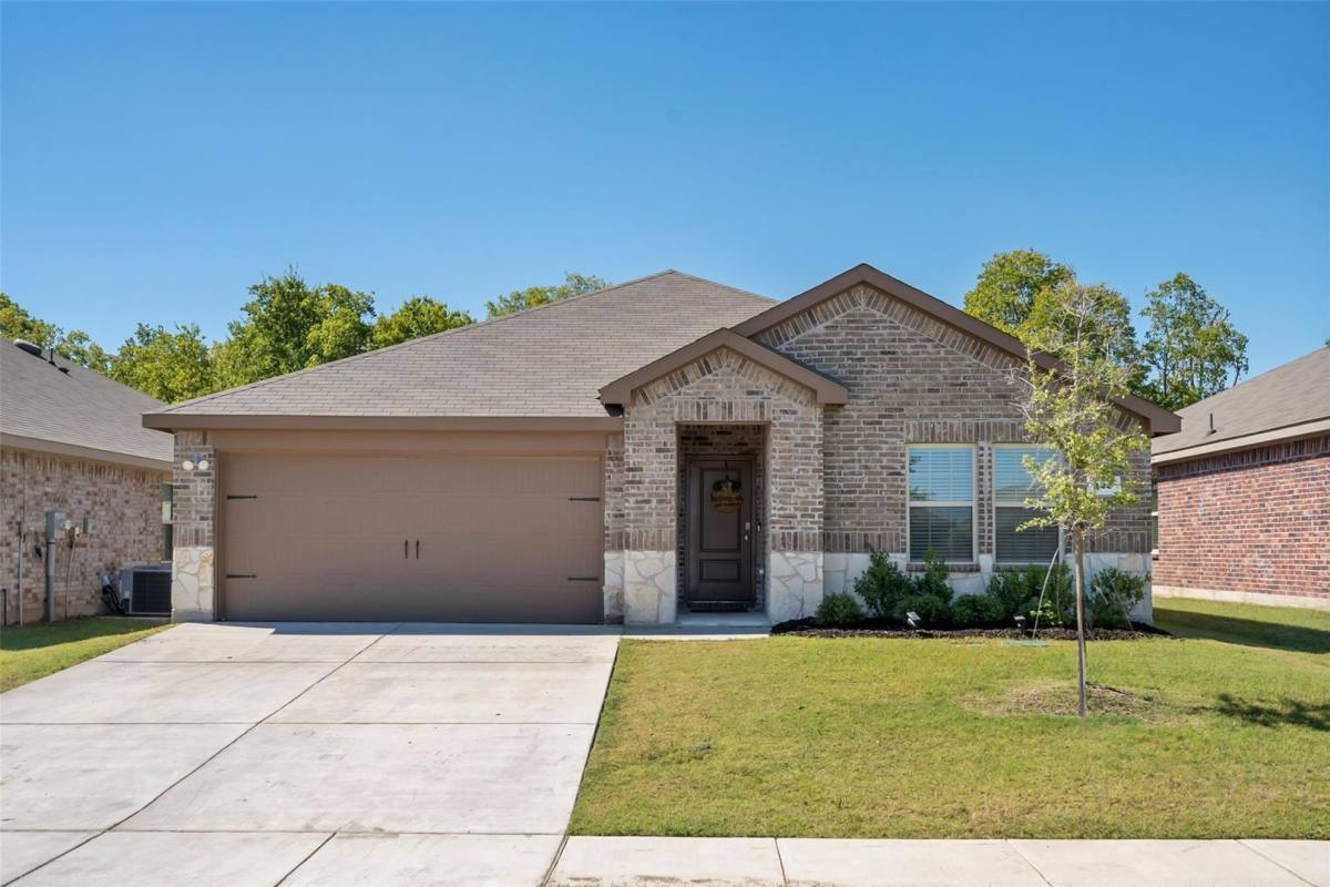 House for rent at 122 Secretariat Lane, Caddo Mills, TX 75135
