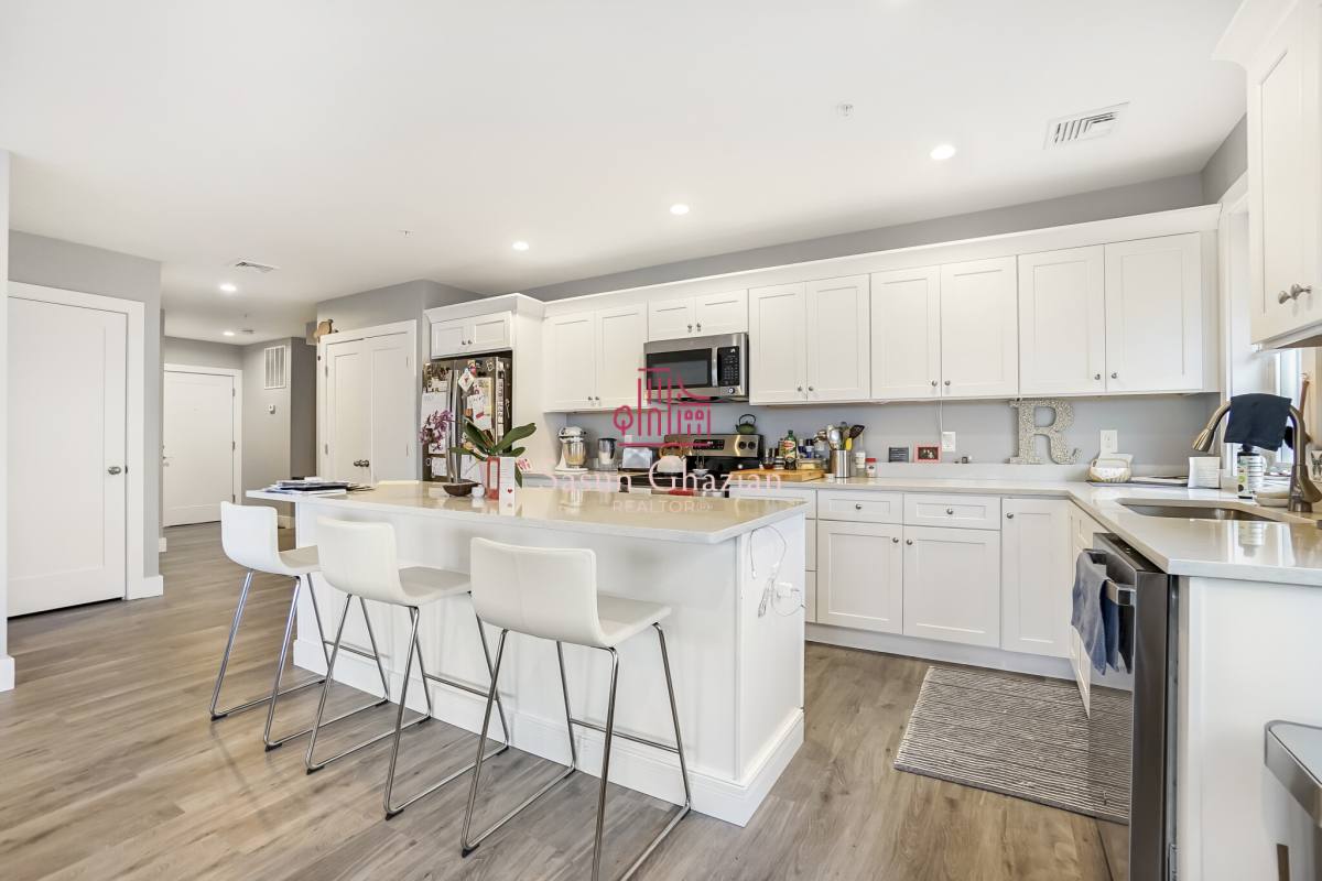 Apartment for rent at 245 Bussey St #201, Dedham, MA 02026