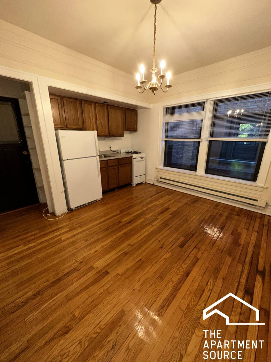 Apartment for rent at 1033 Dempster St #E3, Evanston, IL 60201