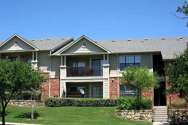 Apartment for rent at 6889 Hightower Dr, North Richland Hills, TX 76180