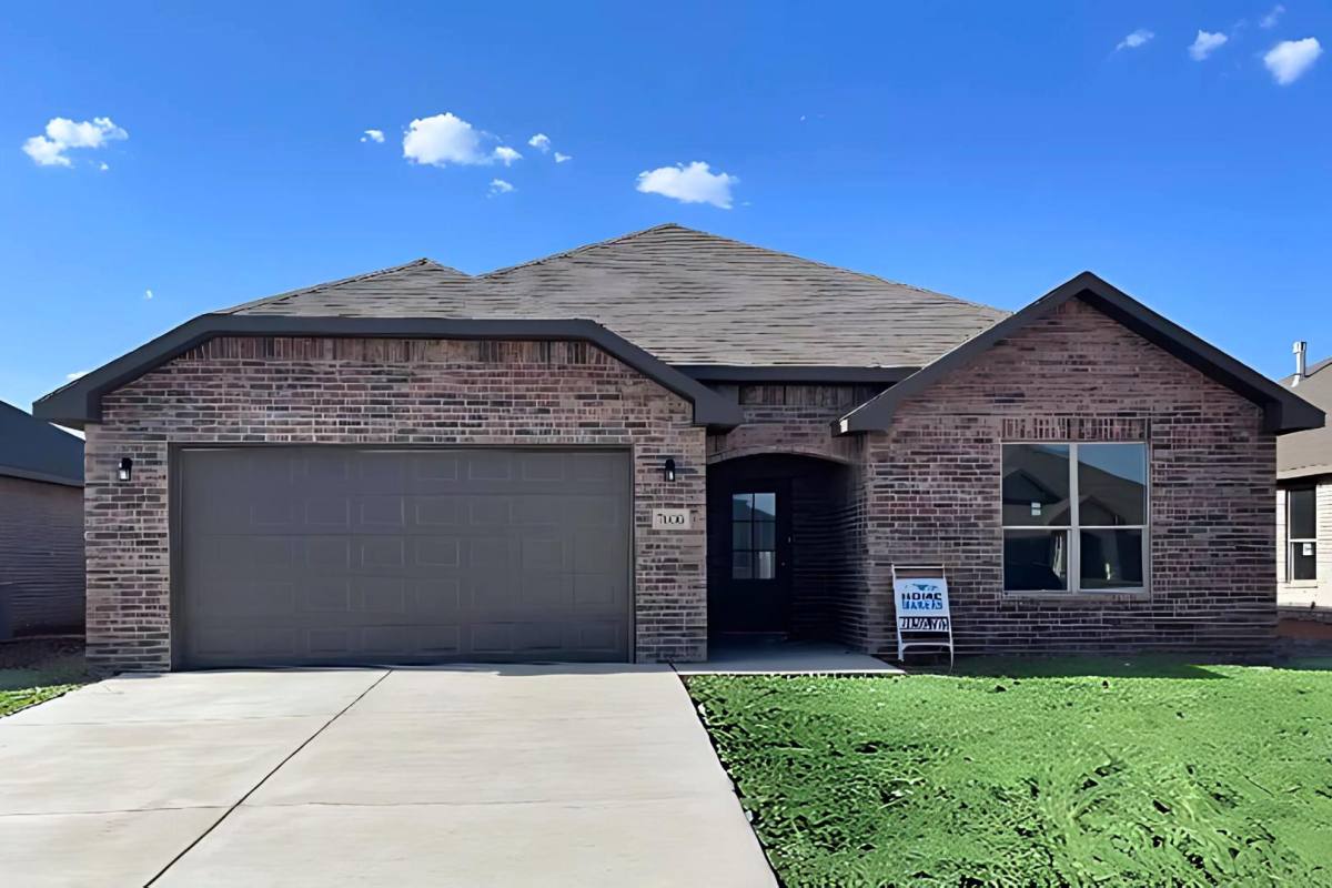 House for rent at 7606 60th St, Lubbock, TX 79407
