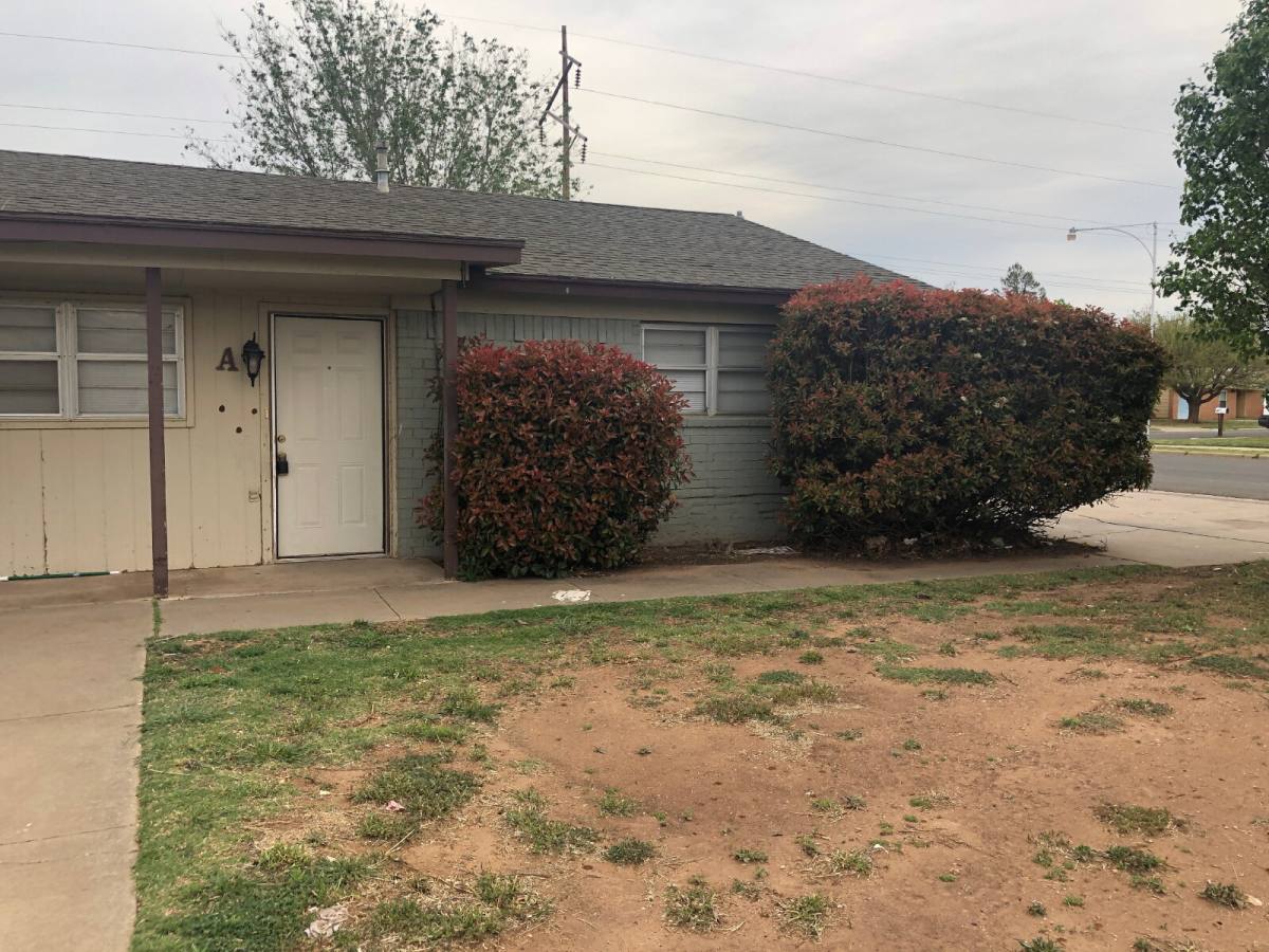 Townhouse for rent at 7404 Ave W #A, Lubbock, TX 79423