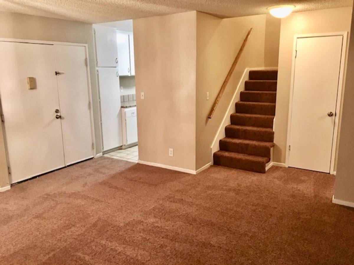 Condo for rent at 2121 Vale Rd, San Pablo, CA 94806