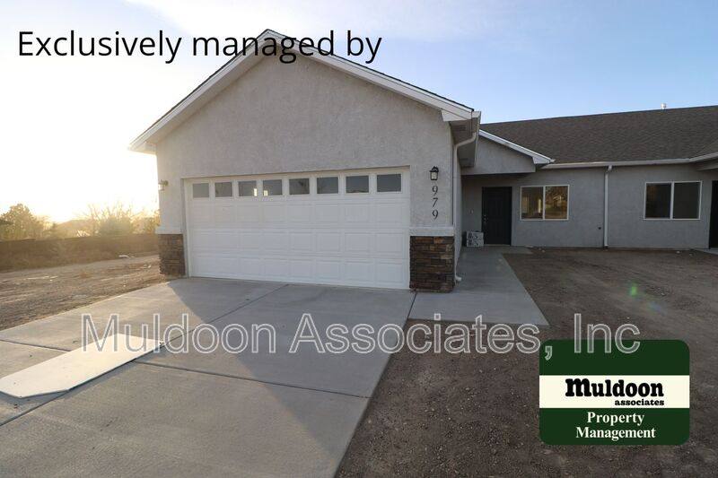 Apartment for rent at 979 S Greenway Ave, Pueblo, CO 81007
