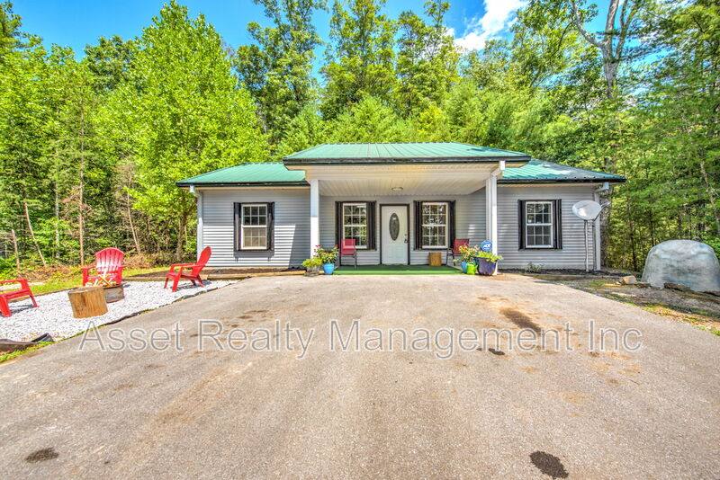 House for rent at 1320 Old Hag Hollow Way, Sevierville, TN 37876
