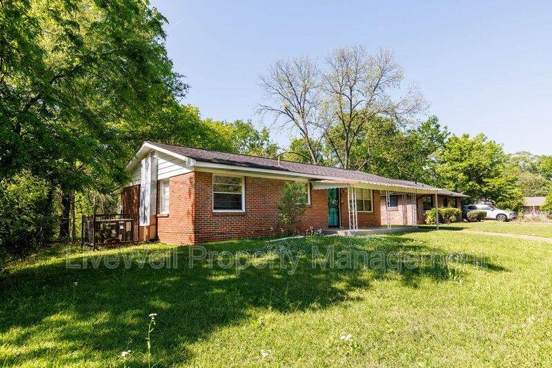 House for rent at 1508 Collier Dr, Birmingham, AL 35228