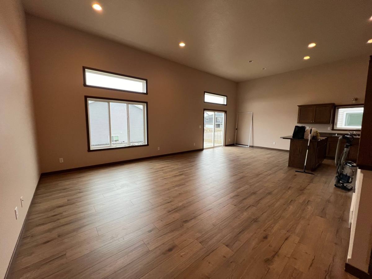 House for rent at 3011 33rd Ave S, Moorhead, MN 56560