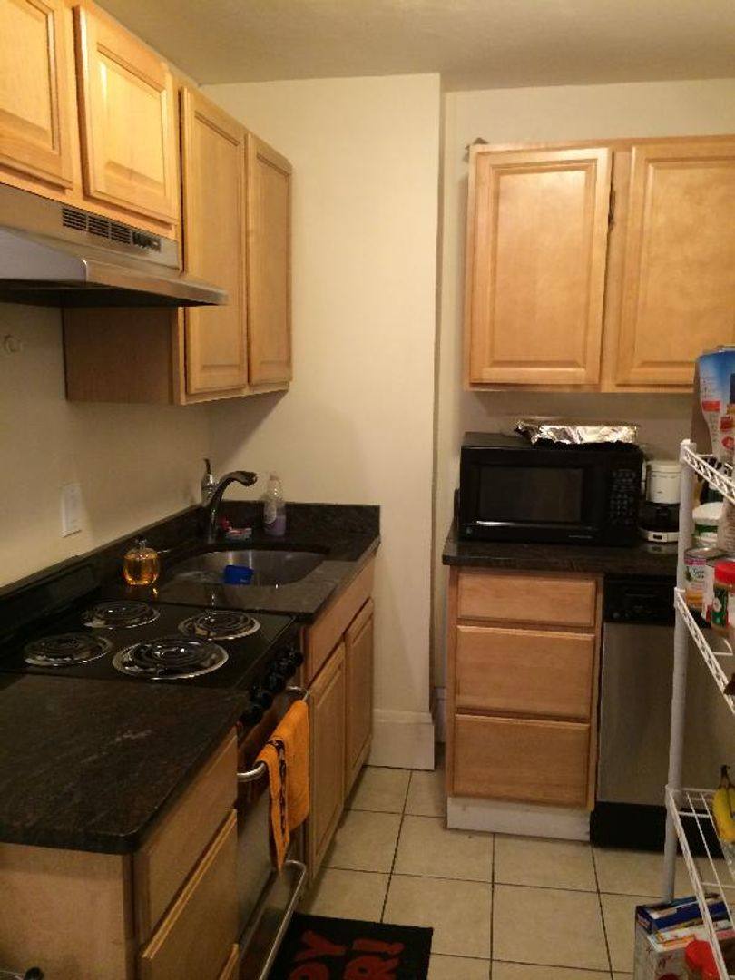 Apartment for rent at 19 Aberdeen St #6, Boston, MA 02215