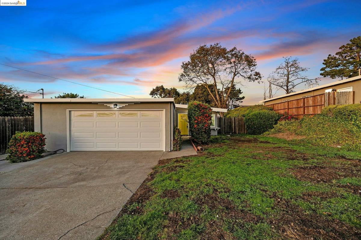 House for rent at 2559 Rebecca Dr, Pinole, CA 94564