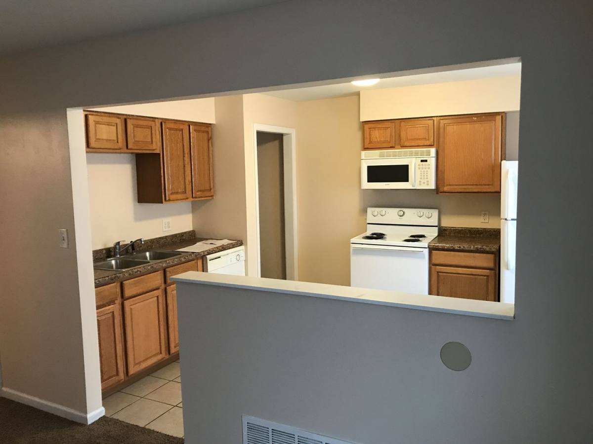 House for rent at 917 Titus Ave, Des Moines, IA 50315