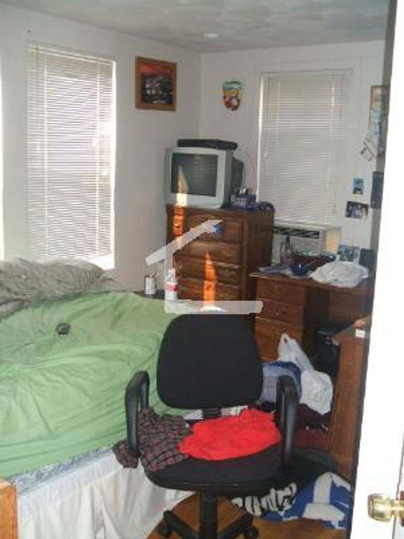 Apartment for rent at 16 Alcott St #1, Cambridge, MA 02141