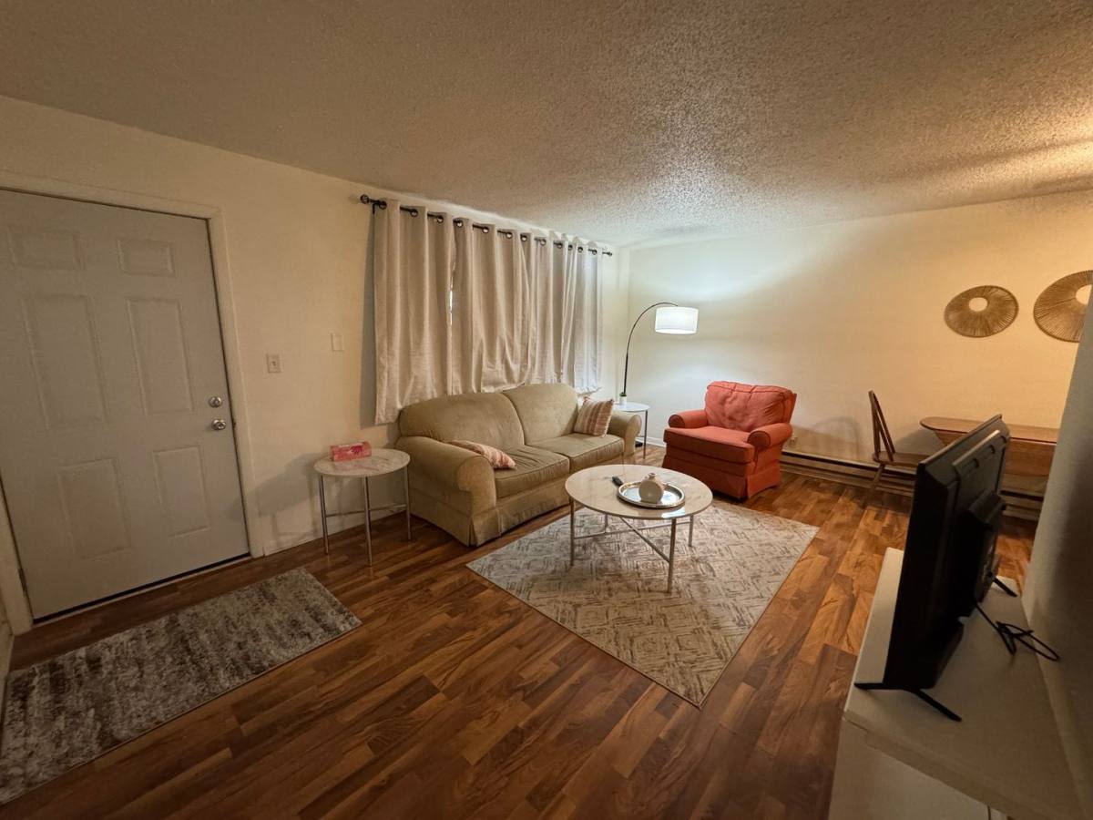 Apartment for rent at 723 20th St, Rock Island, IL 61201