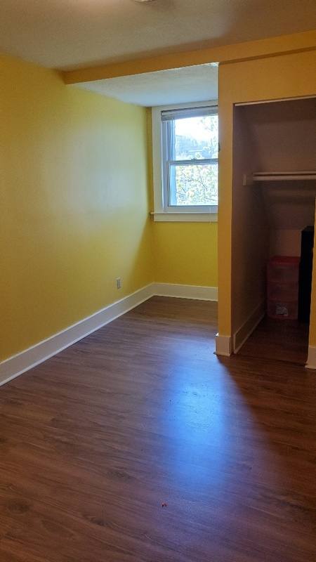 Apartment for rent at 1113 E Genesee St #3, Syracuse, NY 13210