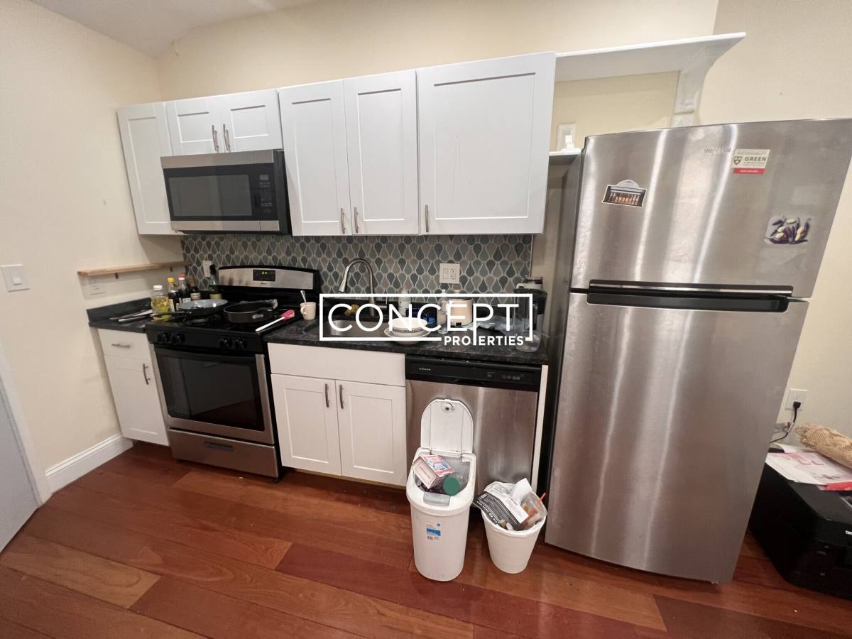 Apartment for rent at 88 Hancock #9B, Cambridge, MA 02139