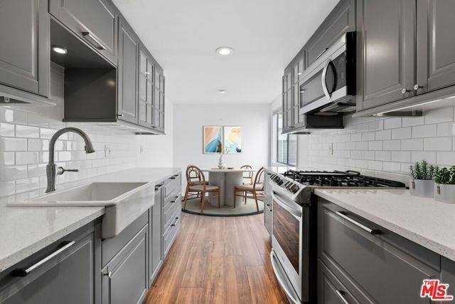 Townhouse for rent at 17114 Palisades Circle, Pacific Palisades, CA 90272