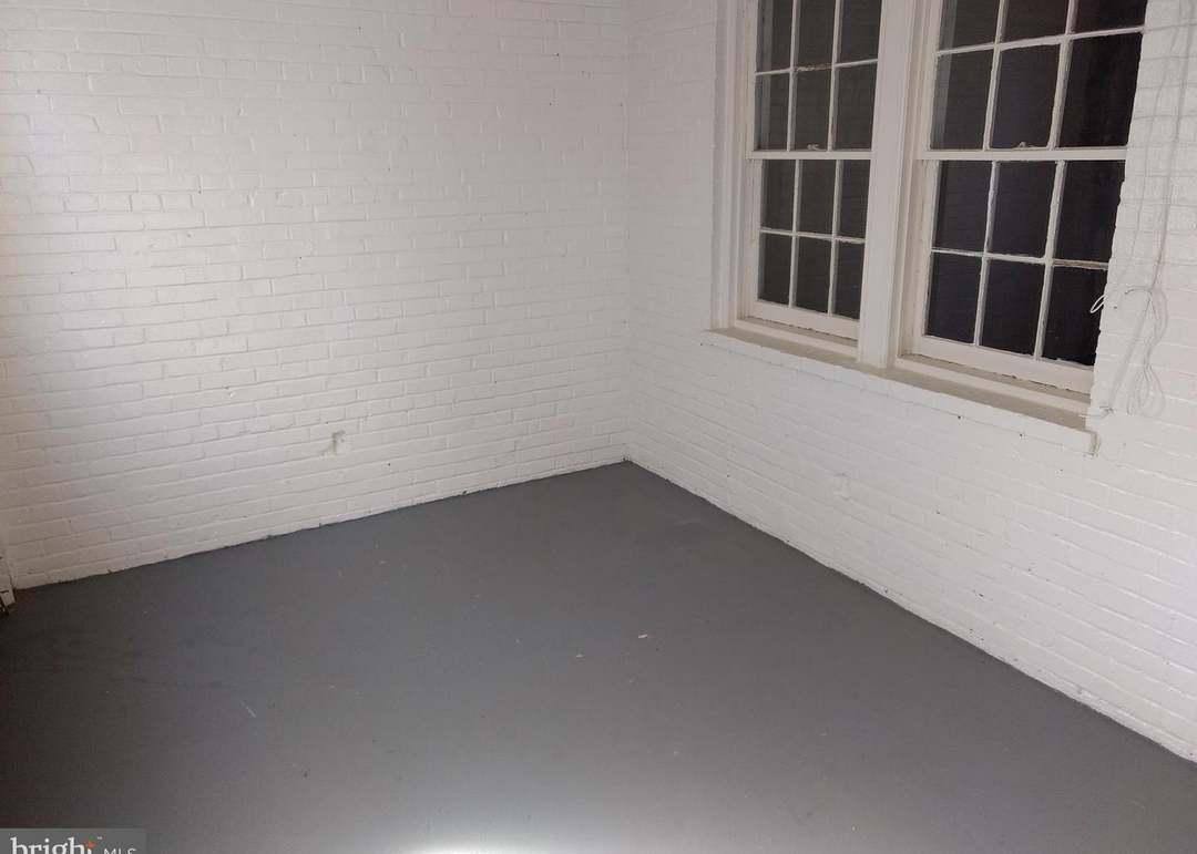 Apartment for rent at 169 36th St NE #4, Washington, DC 20019