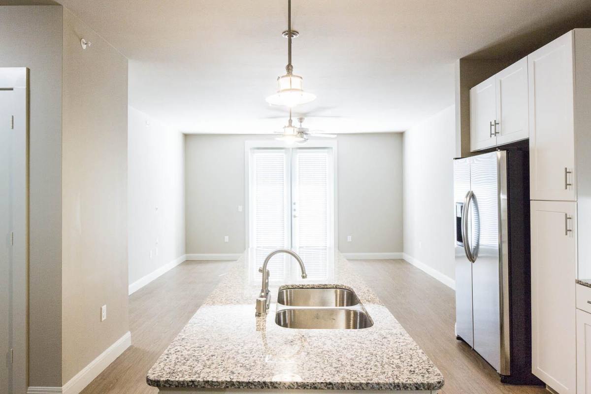 Apartment for rent at 908 N Bishop Ave #1-206, Dallas, TX 75208