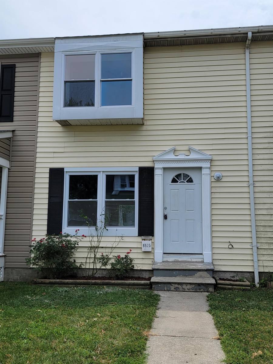 Townhouse for rent at 6525 Parnell Ave #1, Dundalk, MD 21222