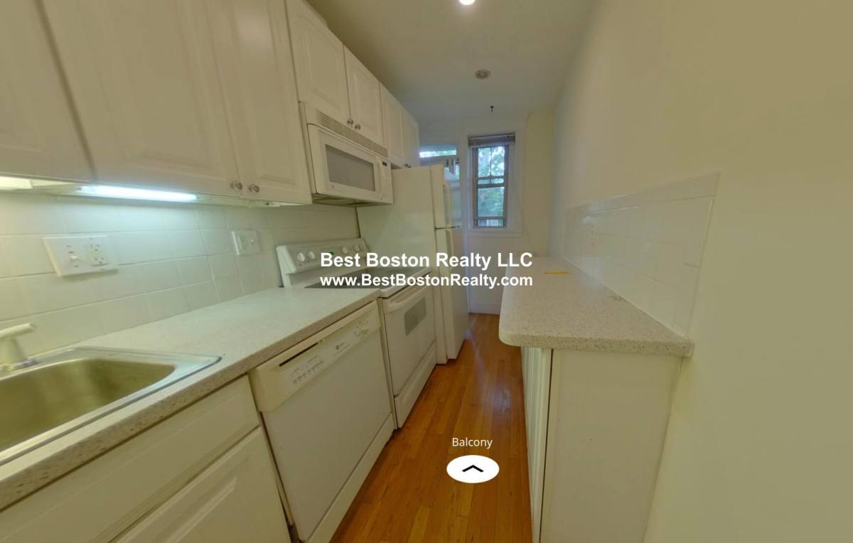 Apartment for rent at 89 Trowbridge St #2, Cambridge, MA 02138