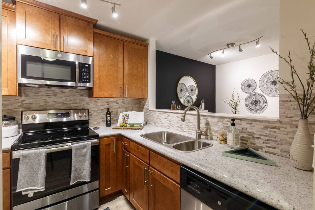Apartment for rent at 1681 E Green Briar Dr #3815, Schaumburg, IL 60173