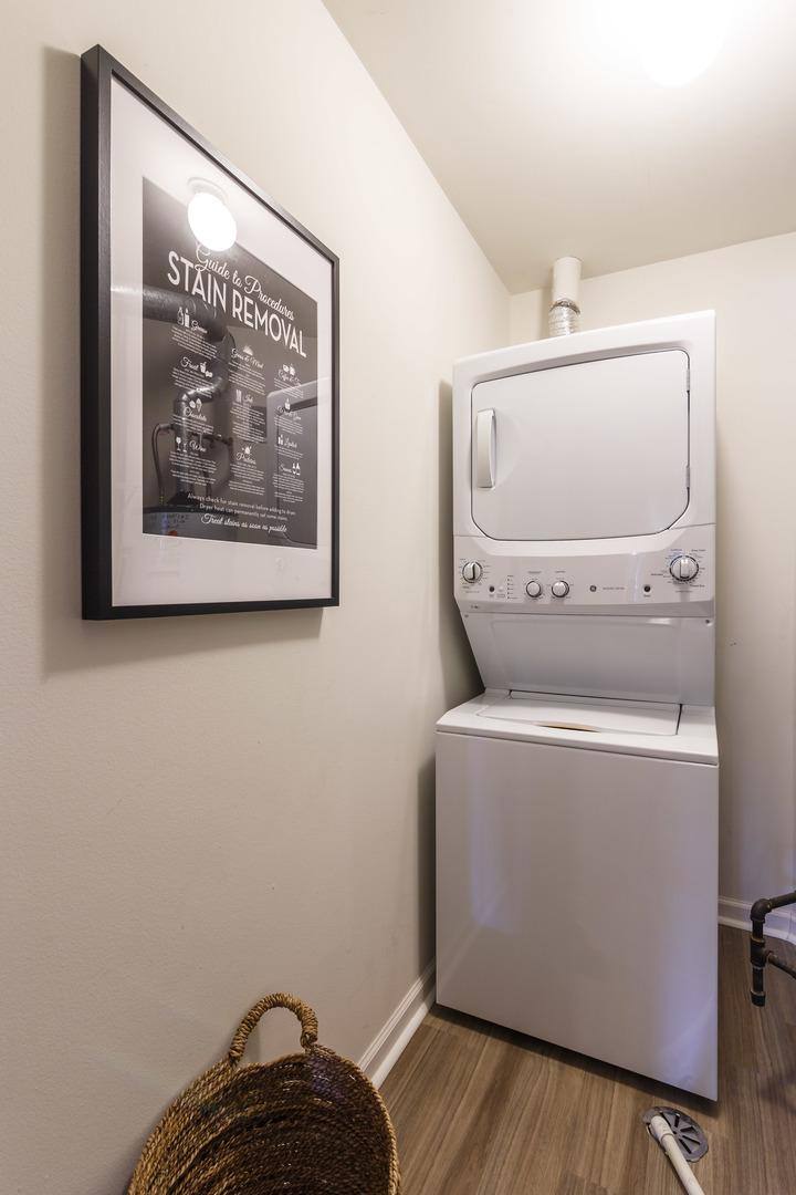 Apartment for rent at 12 Burberry Circle #323, Schaumburg, IL 60173