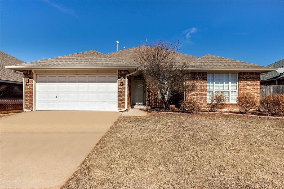House for rent at Hickory Creek, 3237 SW 121st Terrace, Oklahoma City, OK 73170