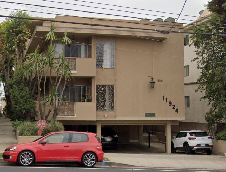 House for rent at 11924 Montana Ave #3, Los Angeles, CA 90049
