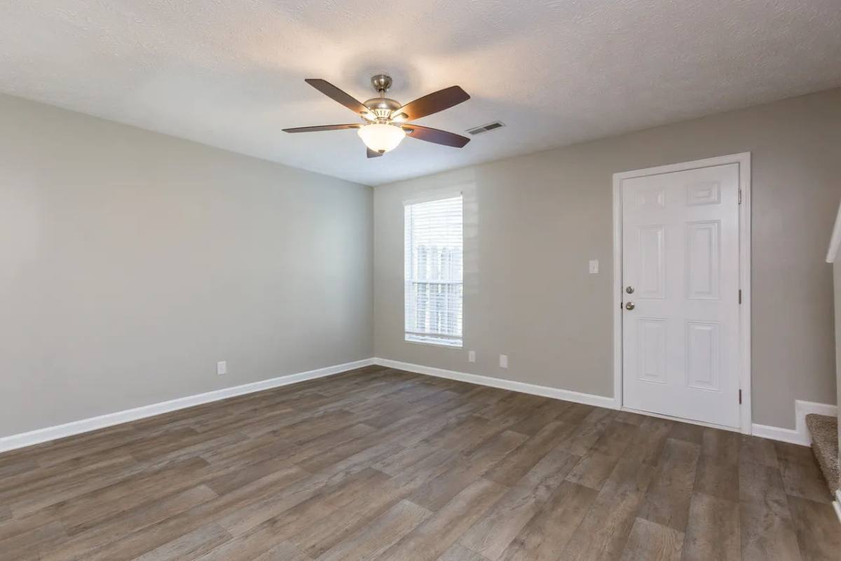 Townhouse for rent at Dunbar Townhomes, 291 Dunbar Cave Rd, Clarksville, TN 37043