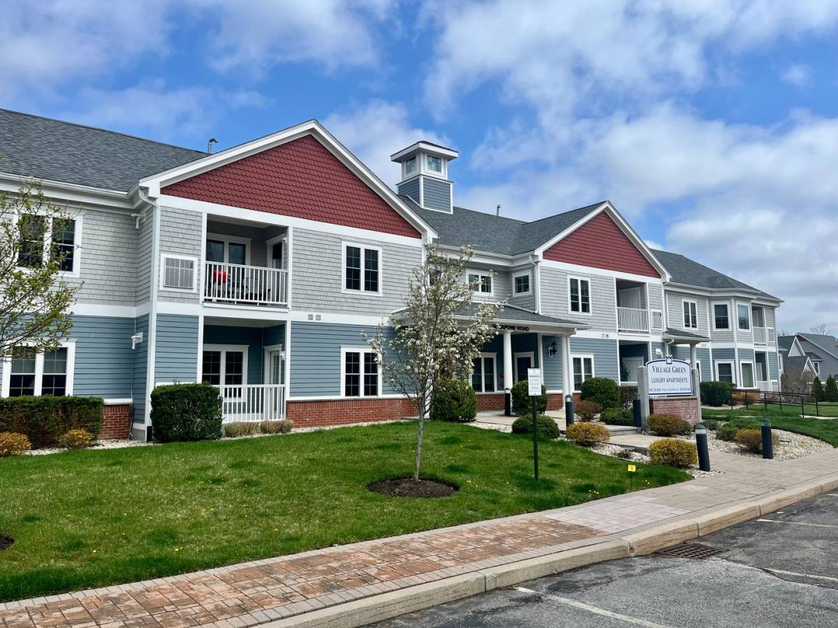 Apartment for rent at 34 Capone Rd, Foxboro, MA 02035