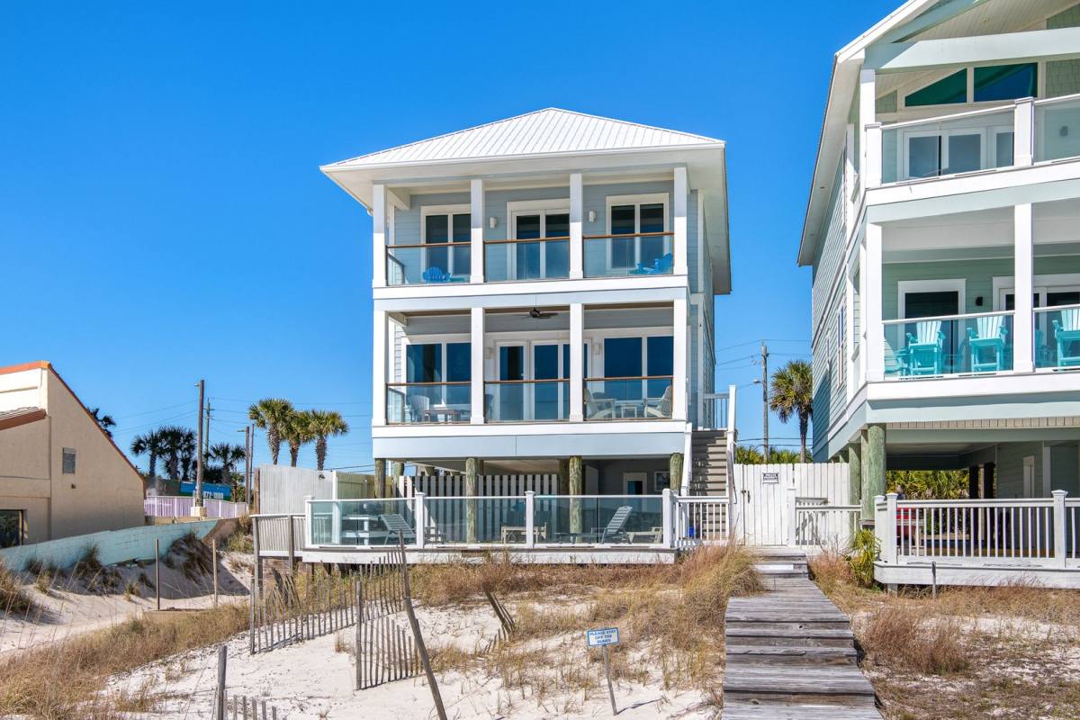 House for rent at 17495 Front Beach Rd, Panama City Beach, FL 32413