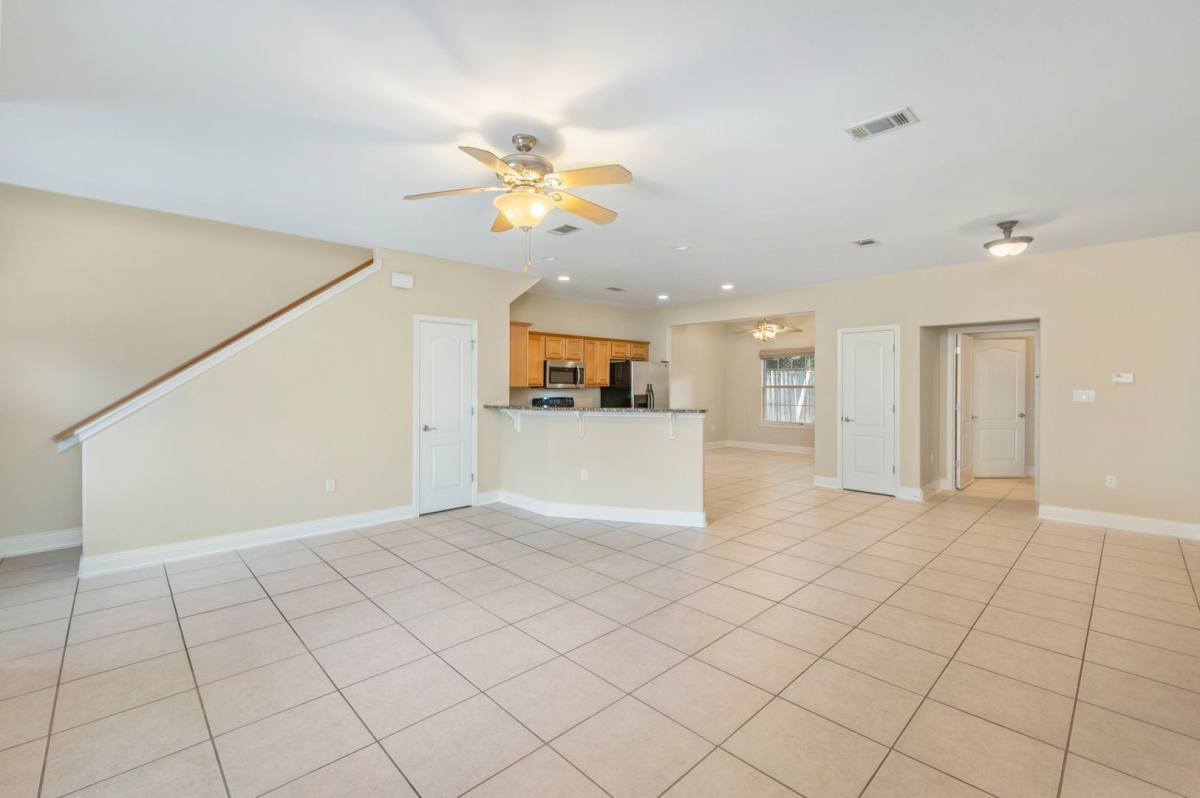 Townhouse for rent at 532 Maple Ave, Niceville, FL 32578