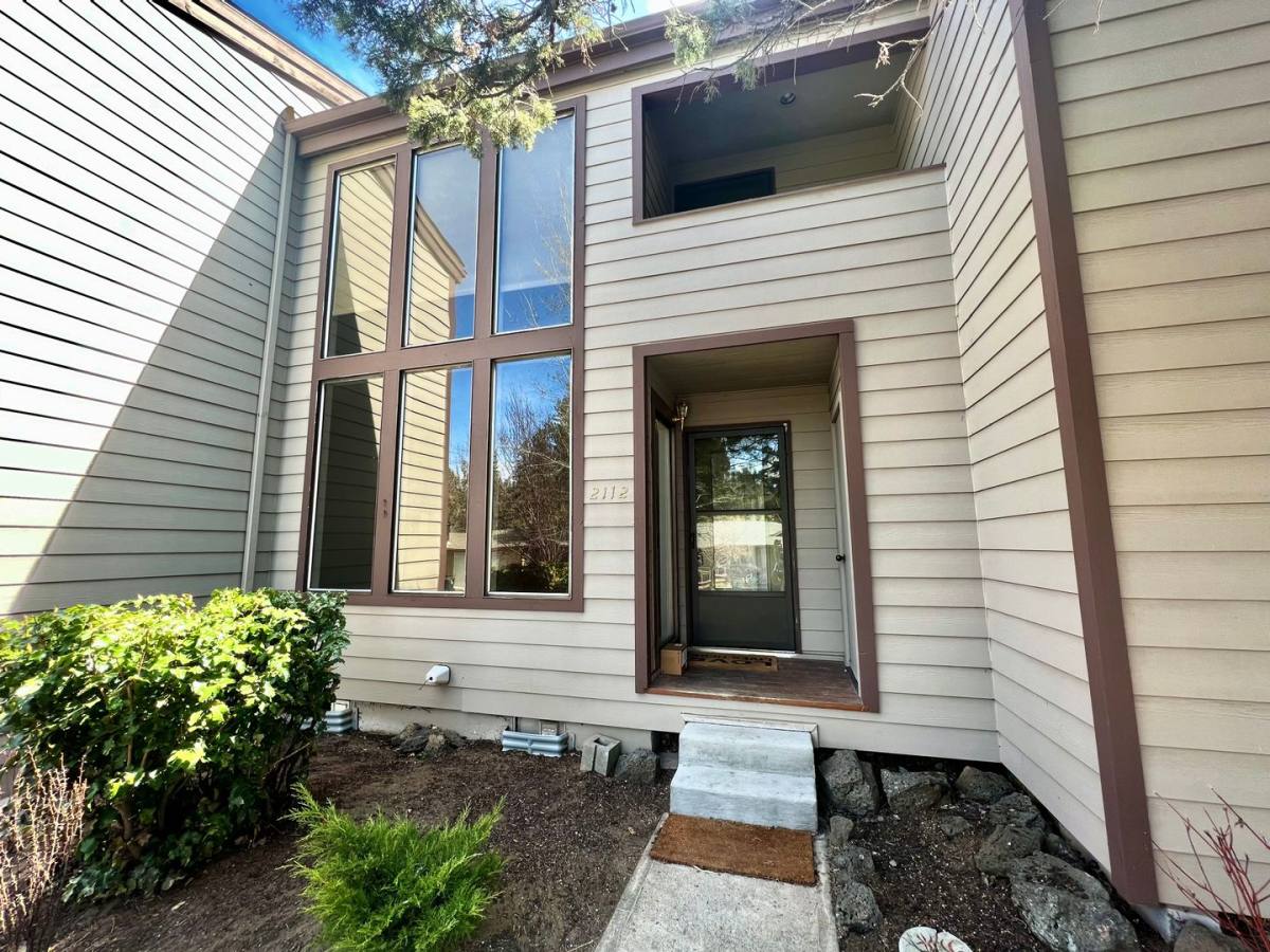 Townhouse for rent at 2112 NW Harriman, Bend, OR 97703