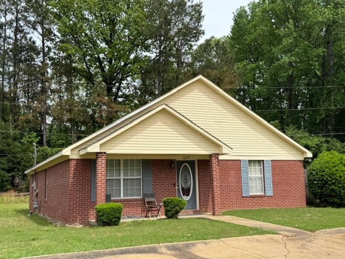 House for rent at 1005 Creekside Place, Oxford, MS 38655
