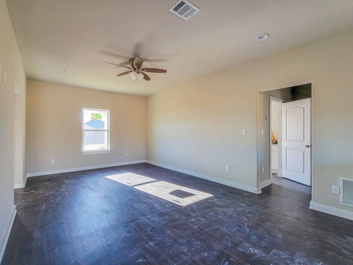 House for rent at 3820 Skylane Ave, Corsicana, TX 75110