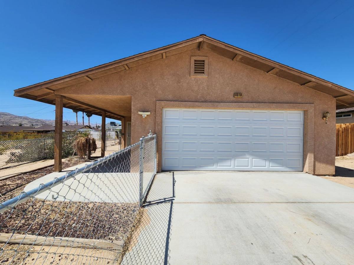 House for rent at 6016 Cahuilla Ave, Twentynine Palms, CA 92277