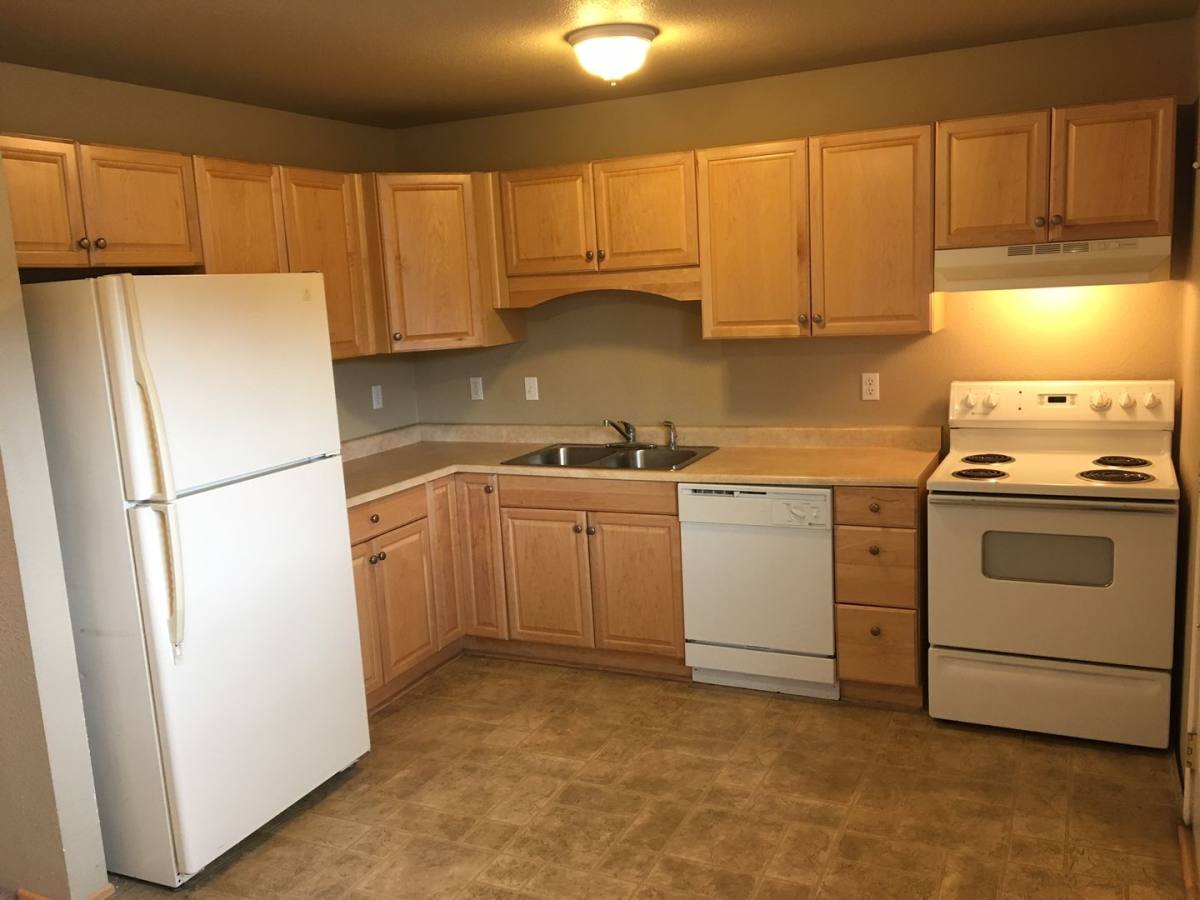 Townhouse for rent at 2252 Holabird Ave, Klamath Falls, OR 97601