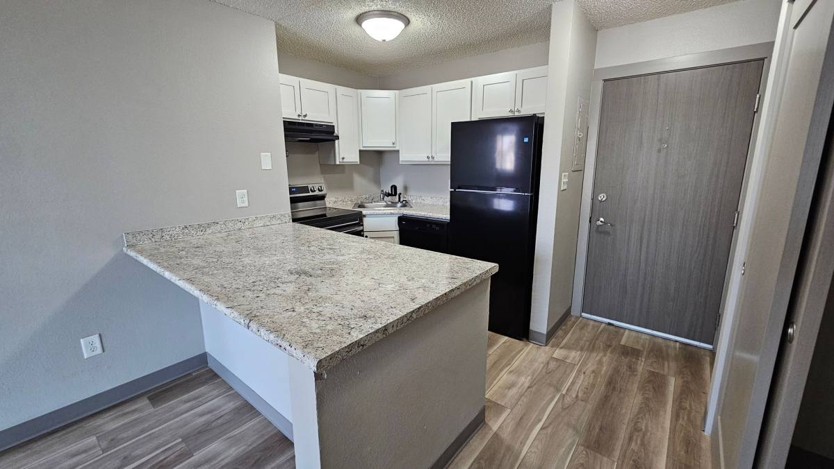 Apartment for rent at 1400 E Walnut St, Des Moines, IA 50316