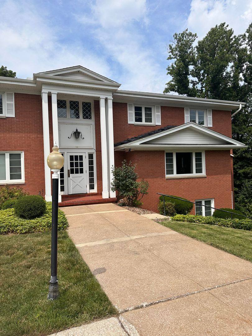 Condo for rent at 7560 Hollycroft Lane, Mentor, OH 44060