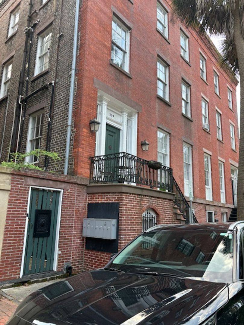 Apartment for rent at 203 E York St, Savannah, GA 31401