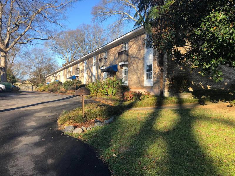 Apartment for rent at 615 Blvd SE, Atlanta, GA 30312