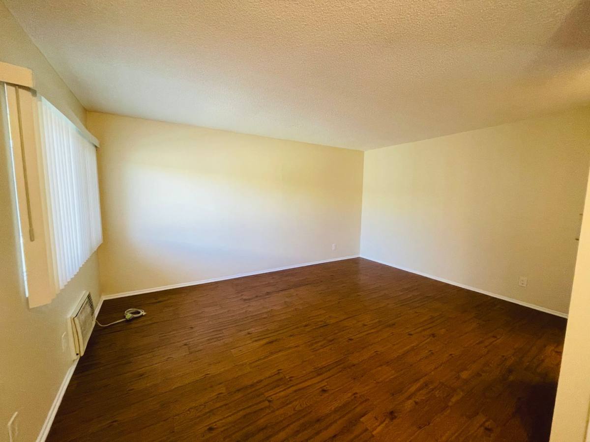Apartment for rent at 7548 Lexington Ave, Los Angeles, CA 90046