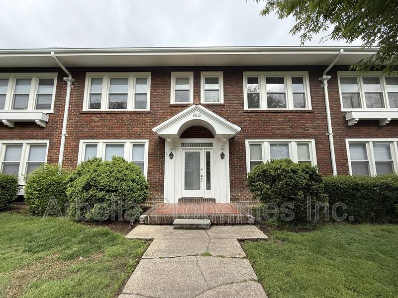 Apartment for rent at 615 E Unaka Ave #1, Johnson City, TN 37601