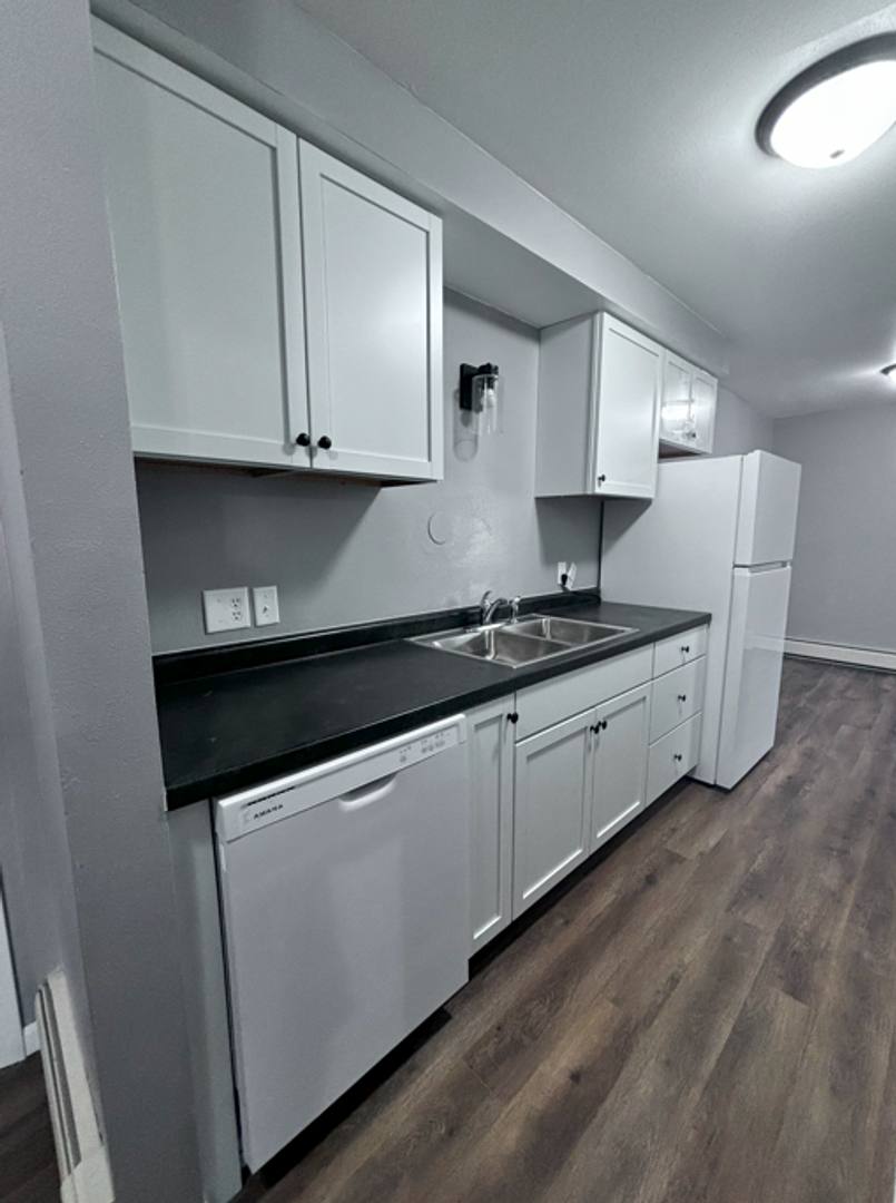 Apartment for rent at 1005 S E St, Appleton, WI 54915