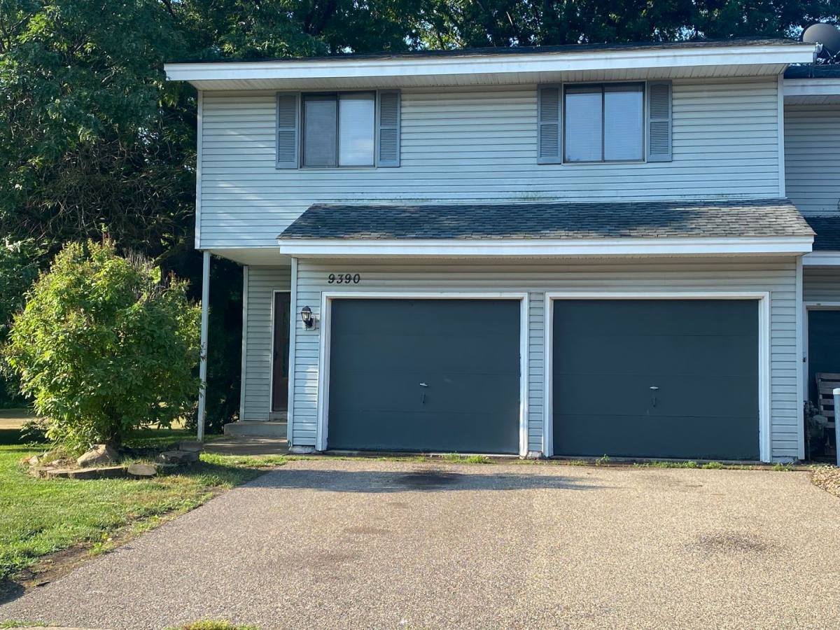 Apartment for rent at 9390 & 9392 176th St W, Lakeville, MN 55044